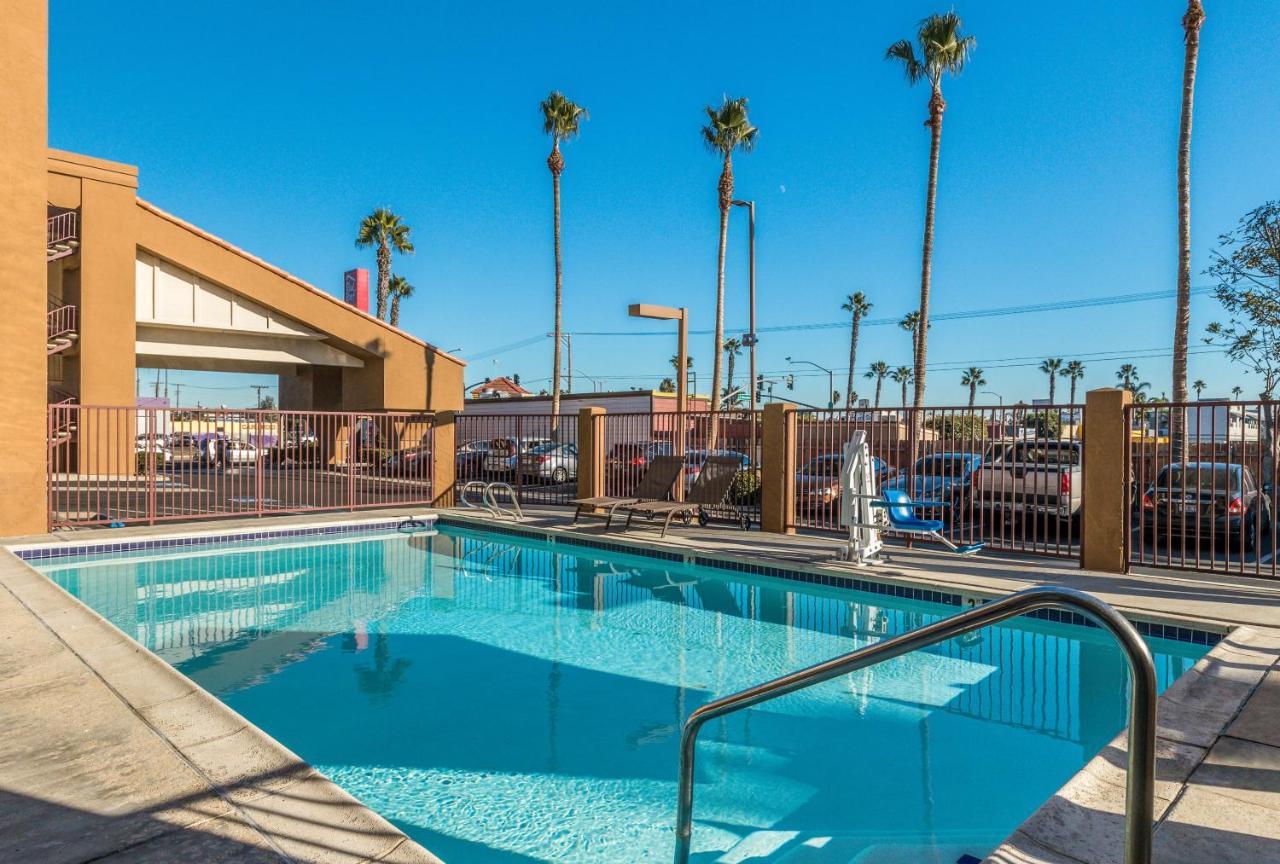 Days Inn By Wyndham Chula Vista-San Diego Eksteriør billede
