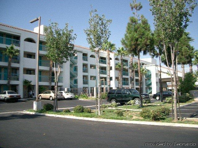 Days Inn By Wyndham Chula Vista-San Diego Eksteriør billede