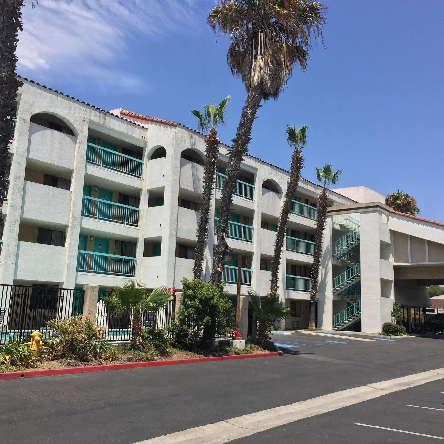 Days Inn By Wyndham Chula Vista-San Diego Eksteriør billede